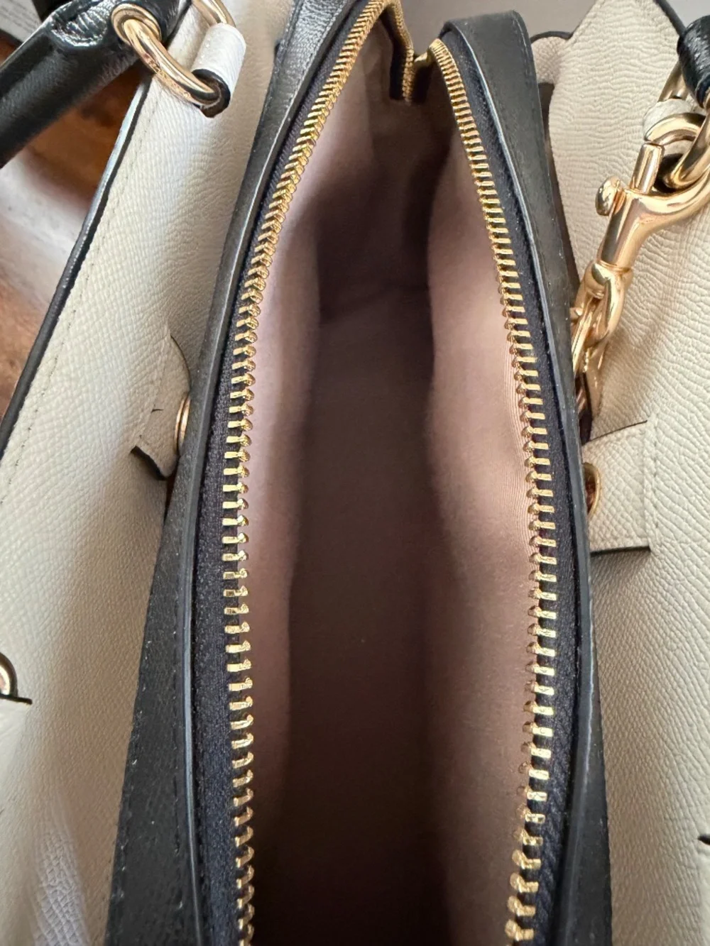 Coach Mini Bennett Satchel Crossbody Bag | White & Black Leather | Gold Hardware